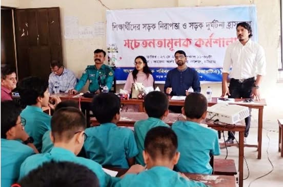ঈদযাত্রা নিরাপদ করতে চট্টগ্রামে বিআরটিএ’র বিশেষ অভিযান ও সচেতনতামূলক কর্মসূচি