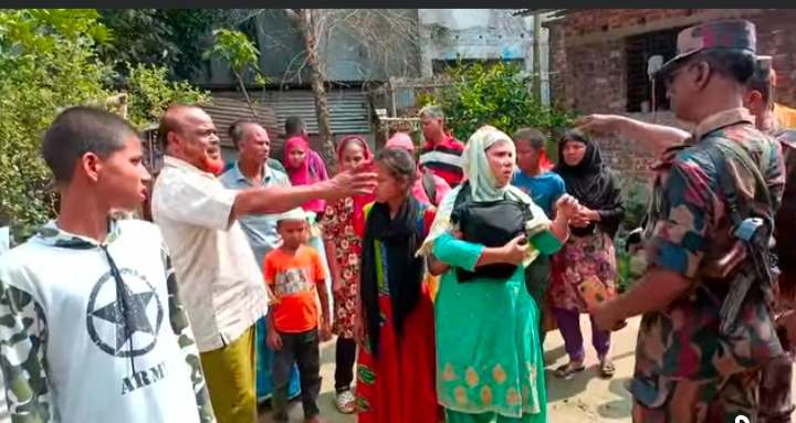 ভূরুঙ্গামারী  সীমান্তে ১৪ রোহিঙ্গা আটক