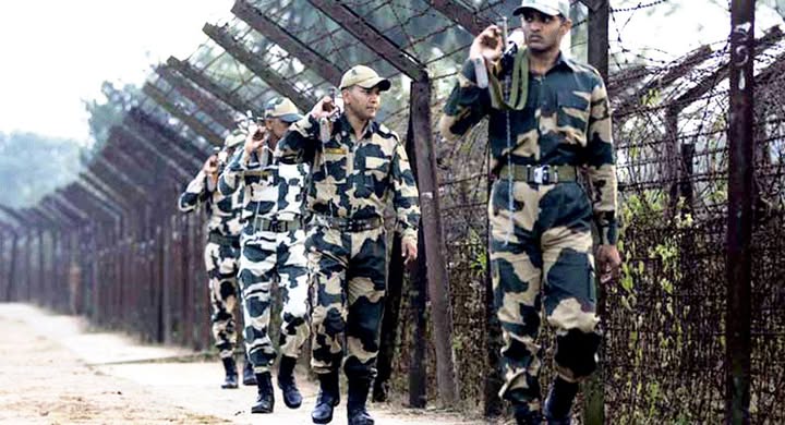 রাণীশংকৈলের জগদল সীমান্তে   বিএসএফের হাতে ৩ বাংলাদেশী আটক