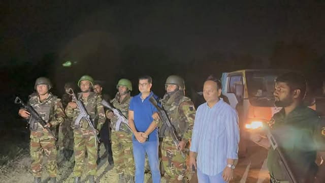 সাতকানিয়ায় অবৈধ মাঠি কাটার বিরুদ্ধে  যৌথ অভিযান