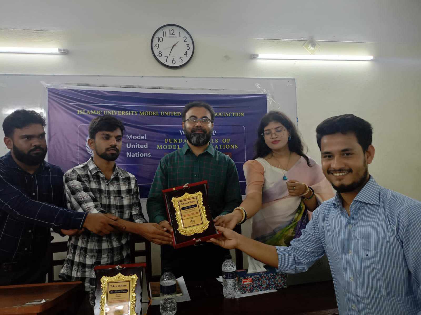 ইবিতে আইইউমুনা’র শিক্ষা ও দক্ষতামূলক কর্মশালা অনুষ্ঠিত