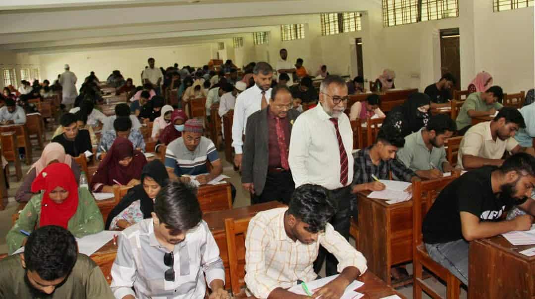 ইবিতে গুচ্ছ ‘এ’ ইউনিটের ভর্তি পরীক্ষা  সম্পন্ন, উপস্থিতি ৯০.৬৯ শতাংশ 