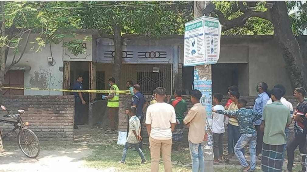 চাঁপাইনবাবগঞ্জে আইনজীবী’র মরদেহ উদ্ধার