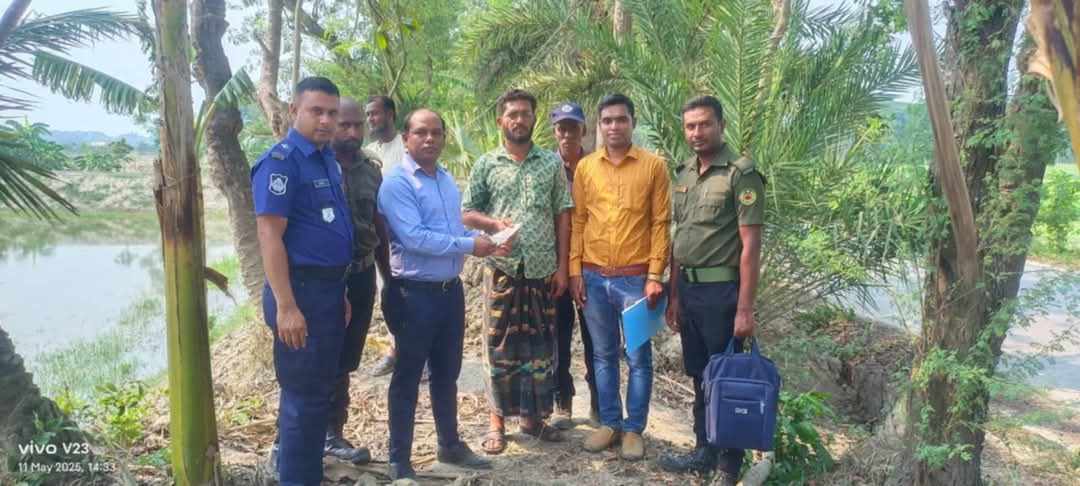 কেশবপুর কৃষি জমি থেকে মাটি কাটার অপরাধে পঞ্চাশ হাজার টাকা জরিমানা