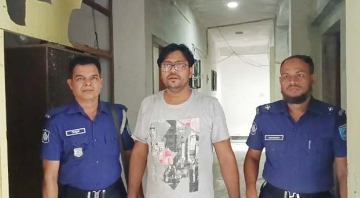 ছাত্রলীগের সদরপুর উপজেলা শাখার সভাপতি মশিউর রহমান মিমকে গ্রেপ্তার