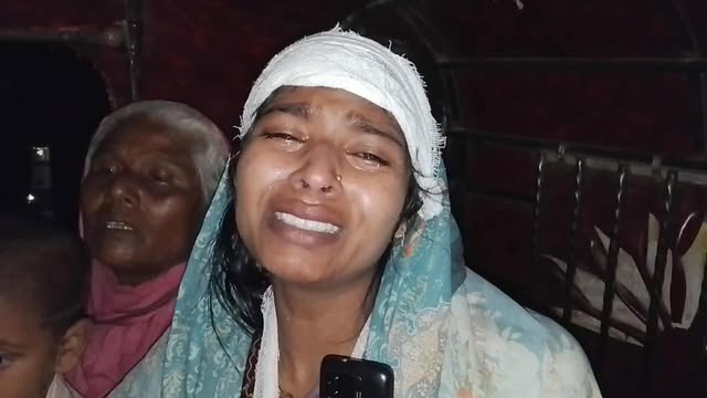 বিএসএস ফাইনাল পরীক্ষার্থীসহ তিনজন প্রতিপক্ষের হামলায় গুরুতর আহত