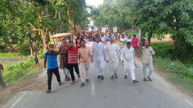 ৩১ দফা বাস্তবায়নে কামারেরচর ইউনিয়ন বিএনপির লিফলেট বিতরণ ও পথসভা অনুষ্ঠিত