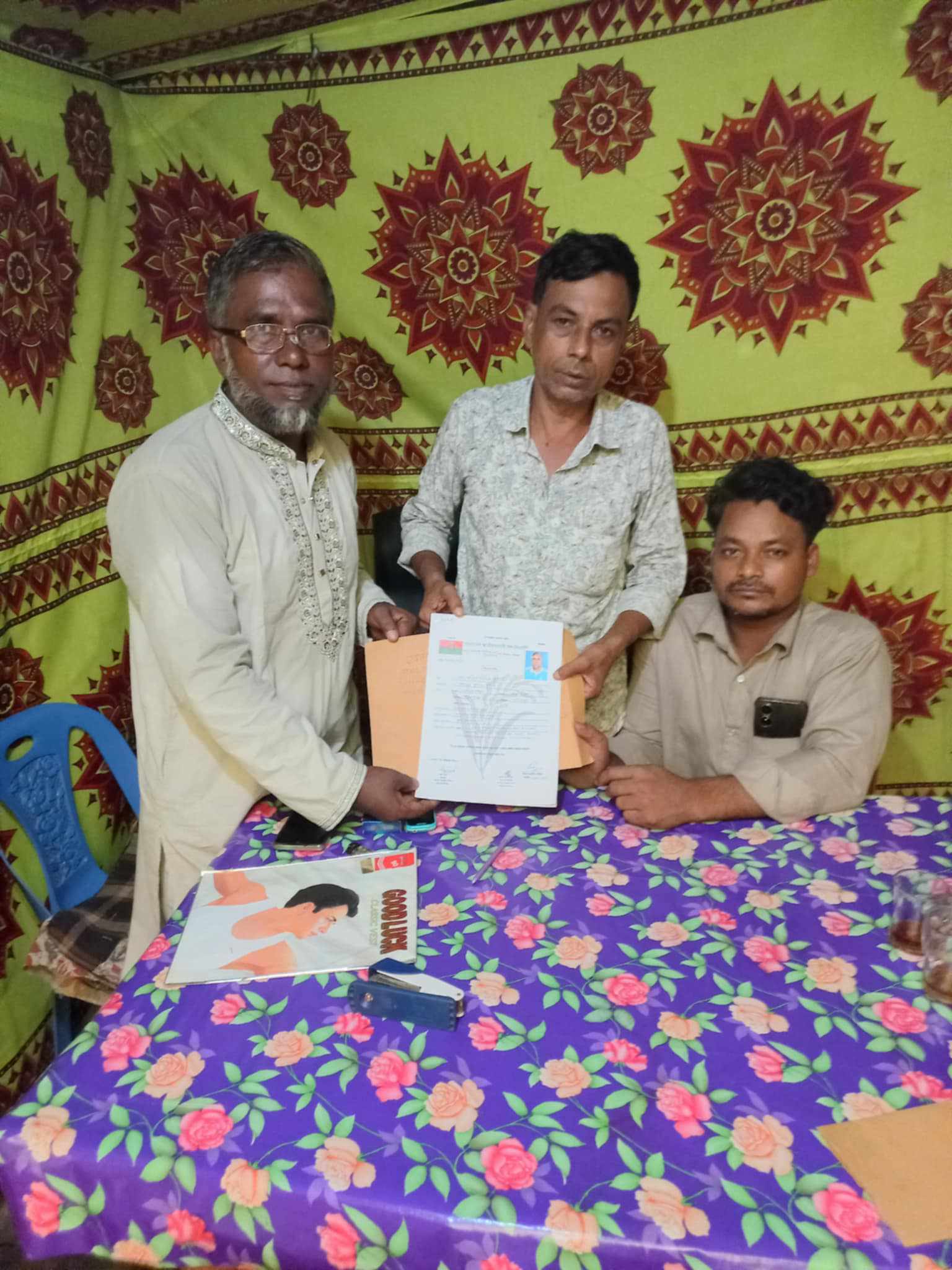 বংশীকুন্ডা দক্ষিণ ইউনিয়ন বিএনপির যুগ্ম আহ্বায়ক প্রার্থী মনির হোসেন,ফরম জমা দেওয়ার পরপরই ষড়যন্ত্রের স্বীকার