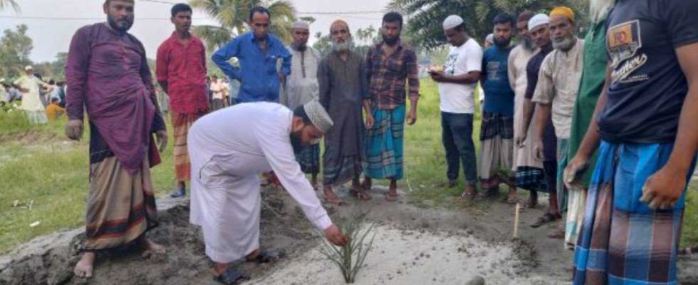 গাইবান্ধায় চিরনিদ্রায় শায়িত হলেন বিএনপি নেতা ইলিয়াস