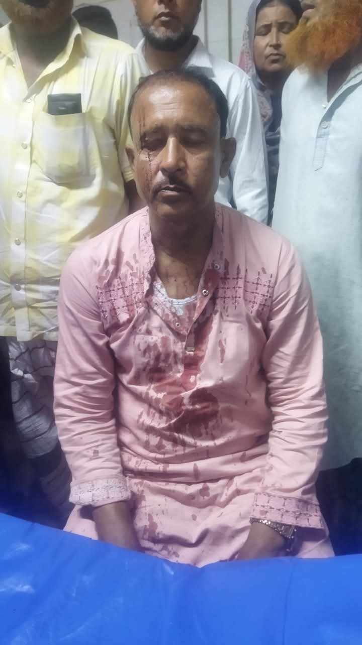 নেত্রকোণায় বসতবাড়িতে লুটপাট ও হামলার পাল্টাপাল্টি অভিযোগ