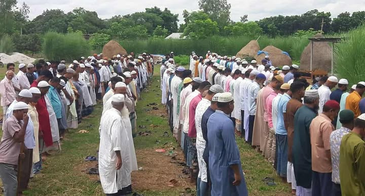 রাণীশংকৈলে সাবেক প্রেসক্লাবের সভাপতি মোবারক আলীর মায়ের ইন্তেকাল