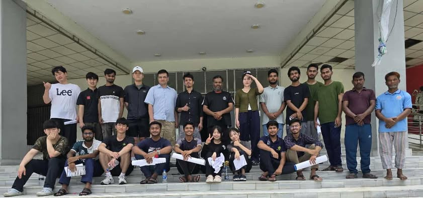 মাভাবিপ্রবিতে কোরিয়ান শিক্ষার্থীদের অংশগ্রহণে পরিচ্ছন্নতা অভিযান