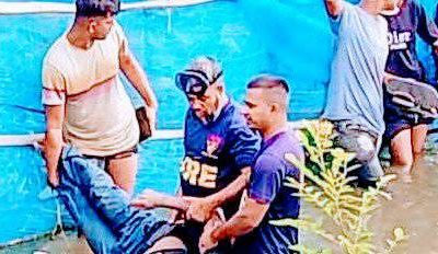 থানায় ঢুকে এএসআইকে ছুরিকাঘাত, পুকুরে মিলল হামলাকারীর মরদেহ
