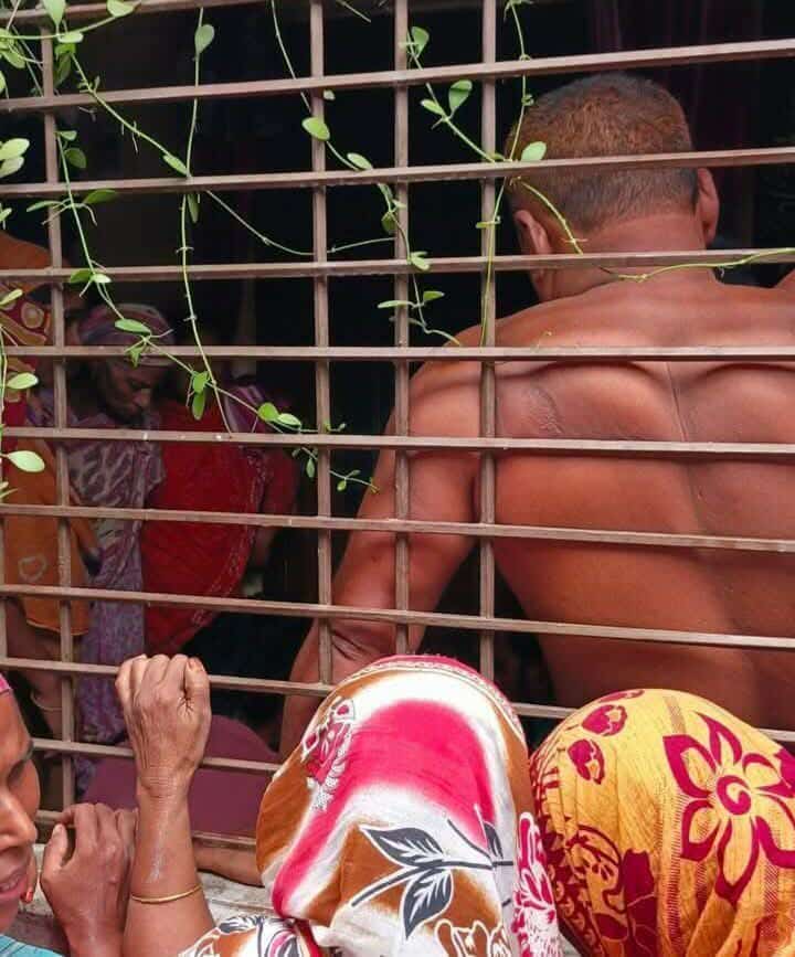 এক সাবজেক্টে ফেল করায় আত্মহত্যার পথ বেছে নিয়ে জীবন প্রদীপ নেভালেন লাবণ্য