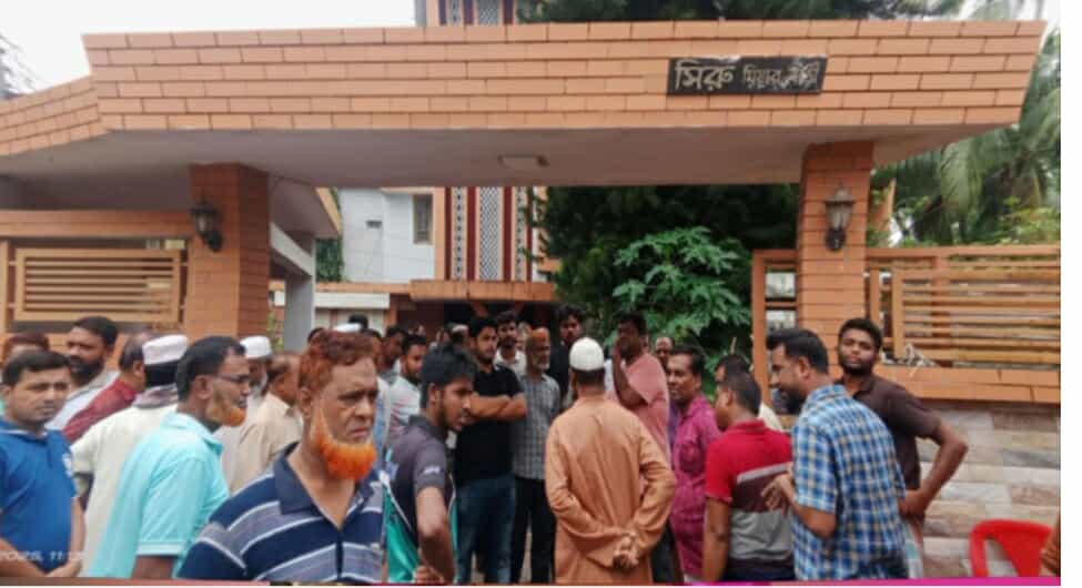 কোটচাঁদপুর পৌরসভার সাবেক চেয়ারম্যানের সহধর্মিনী সবাইকে কাঁদিয়ে না ফেরার দেশে