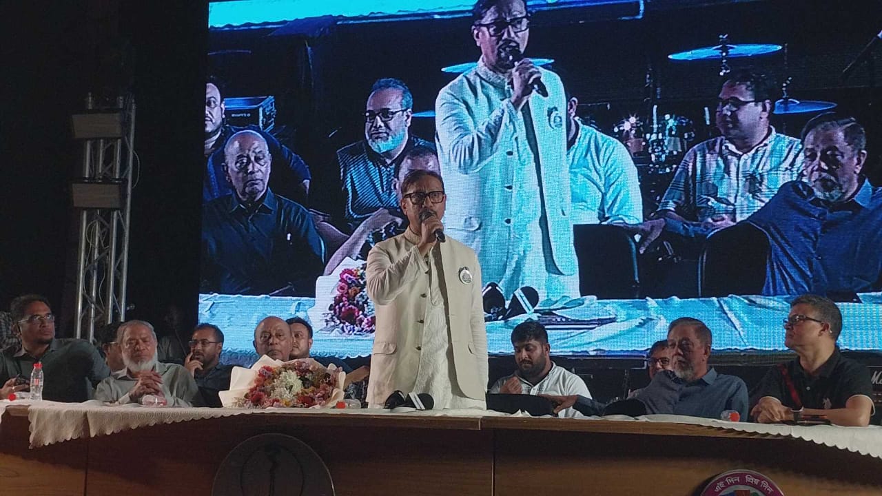 “স্মৃতিতে জুলাই” সাংস্কৃতিক সন্ধ্যা ও পুরস্কার বিতরণী সভায় ডাক্তার শাহাদাত হোসেন