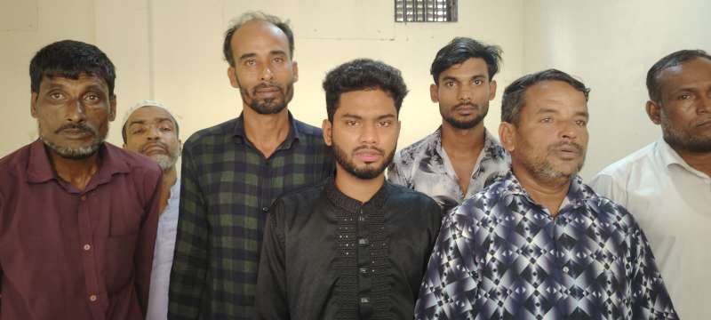 গোয়াইনঘাটে নৌপথে চাঁদাবাজির মামলায় প্রধান আসামি আজমলসহ র‍্যাবের হাতে আটক-৭