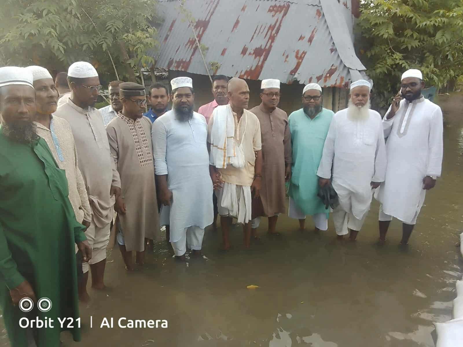 বাংলাদেশ জামায়াতে ইসলামী মনিরামপুর উপজেলা শাখার নেতৃবৃন্দর বন্যা কবলিত এলাকা পরিদর্শন