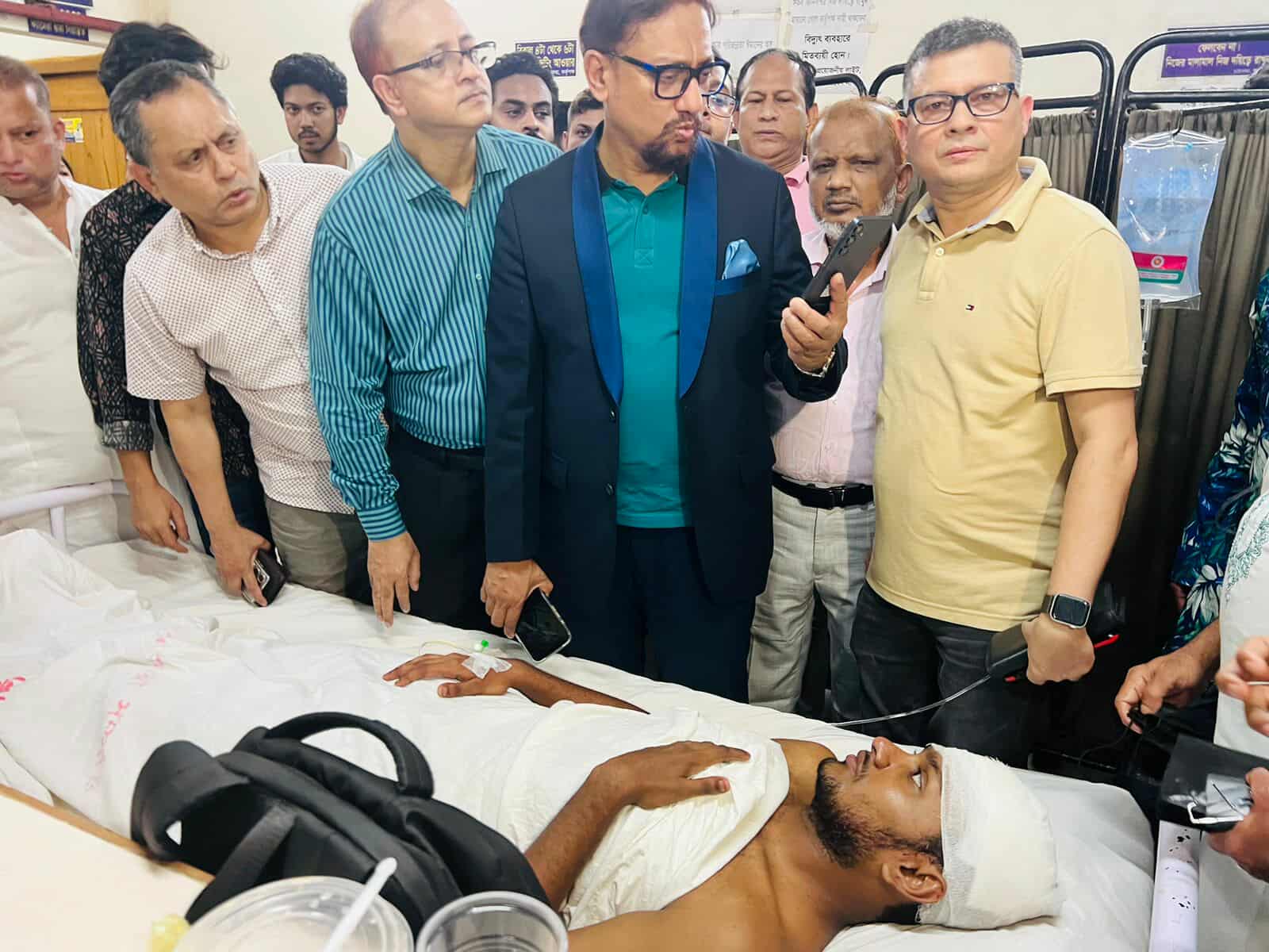 চবিতে সংঘর্ষের ঘটনায় বিচার বিভাগীয় তদন্ত দাবি করলেন মেয়র ডা. শাহাদাত হোসেন