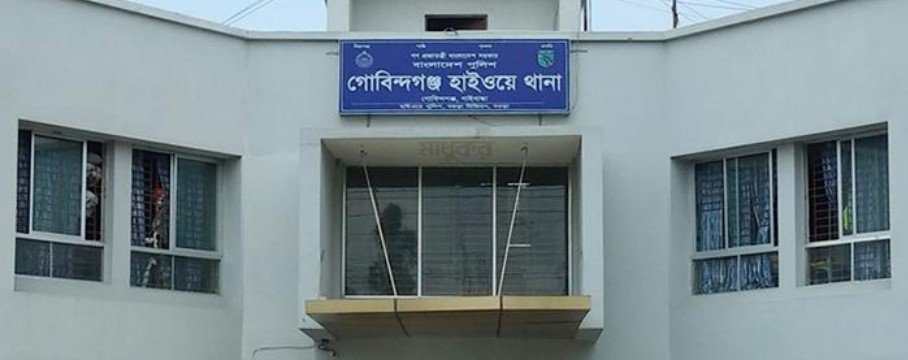যুবকের মরদেহ উদ্ধার, পুলিশের ধারণা যানবাহনের চাকায় পিষ্ট হয়ে মৃত্যু
