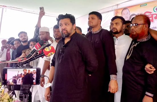 মানুষের দোয়ার কারণেই গুম থেকে বেরোতে পেরেছি- রাঙ্গুনিয়ায় হুম্মাম কাদের চৌধুরী