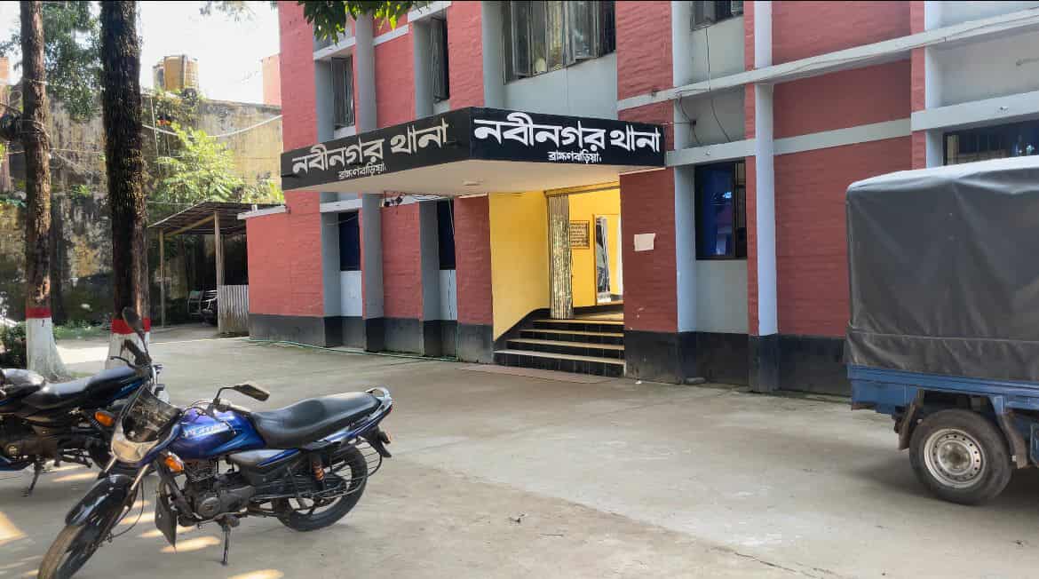 নবীনগরে বাইক-ট্রাকের সংঘর্ষ ও বিদ্যুৎপৃষ্ঠে দুজন নিহত