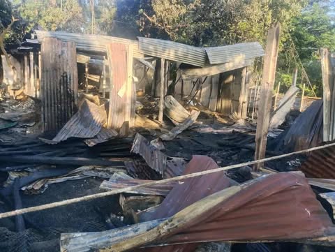 চন্দনাইশ আগুনে পুড়ে ছাই মায়ের দোয়া এন্টারপ্রাইজ এর ৩ কোটি অধিক টাকার পণ্য