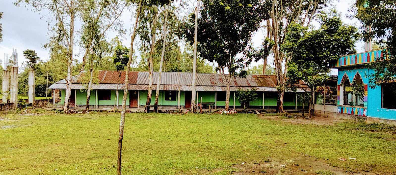 নিয়োগ প্রাপ্তির ৩৮ বছর পর চাকুরি নিয়ে অপপ্রচার, অভিযোগ প্রভাষক নওয়াব আলীর