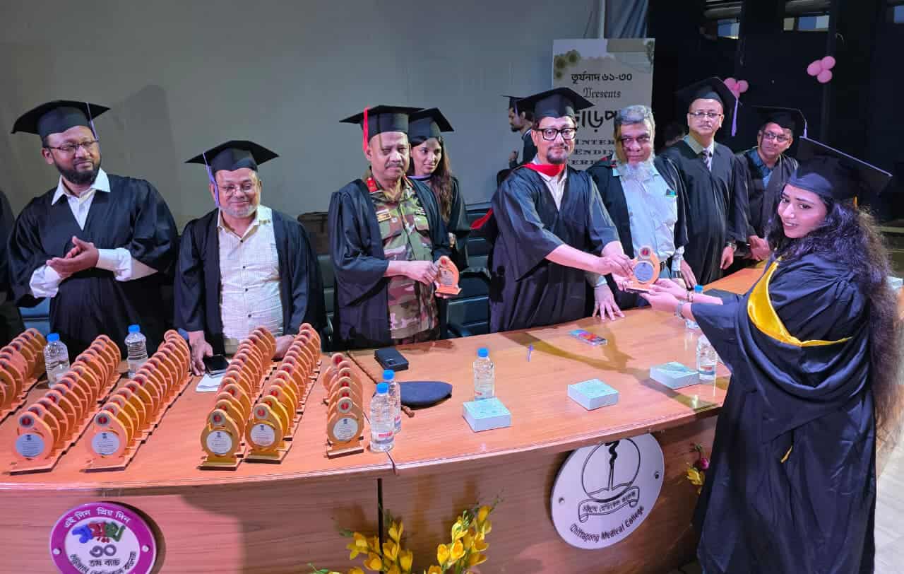 রোগীদের সুস্থতায় ডাক্তারদের পরম আনন্দ :- মেয়র ডা. শাহাদাত হোসেন