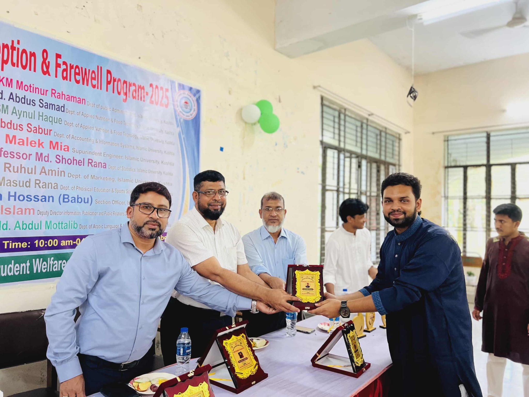 বগুড়া জেলা ছাত্রকল্যাণ সমিতির নবীনবরণ ও প্রবীণ বিদায় অনুষ্ঠিত 