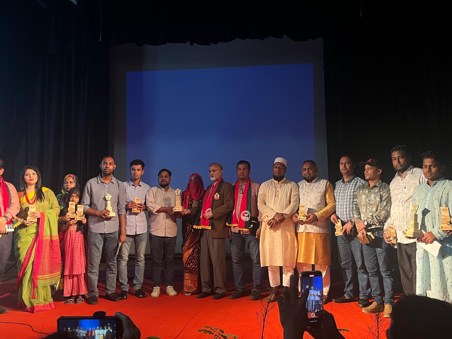 এশিয়ান গ্রীন অ্যাওয়ার্ড অনুষ্ঠানে মনপুরা’র তরুণ সংগঠক ফজলে রাব্বির অংশগ্রহণ