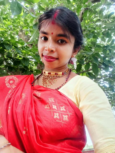 গৃহবধূ শিল্পী মল্লিকের মৃত্যু নিয়ে নানা গুঞ্জন মনিরামপুরে