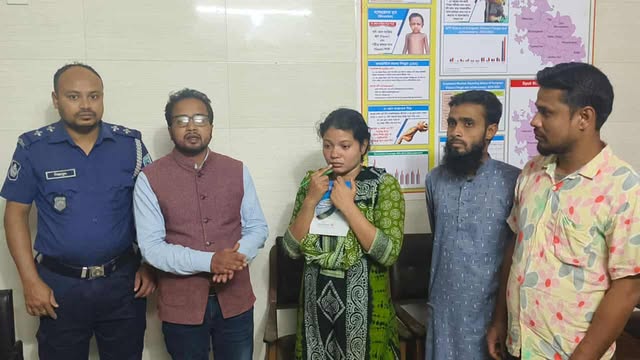 ভূরুঙ্গামারীতে সাংবাদিকের উদ্যোগে নিখোঁজ জেসমিন ফিরে গেলেন পরিবারের কাছে