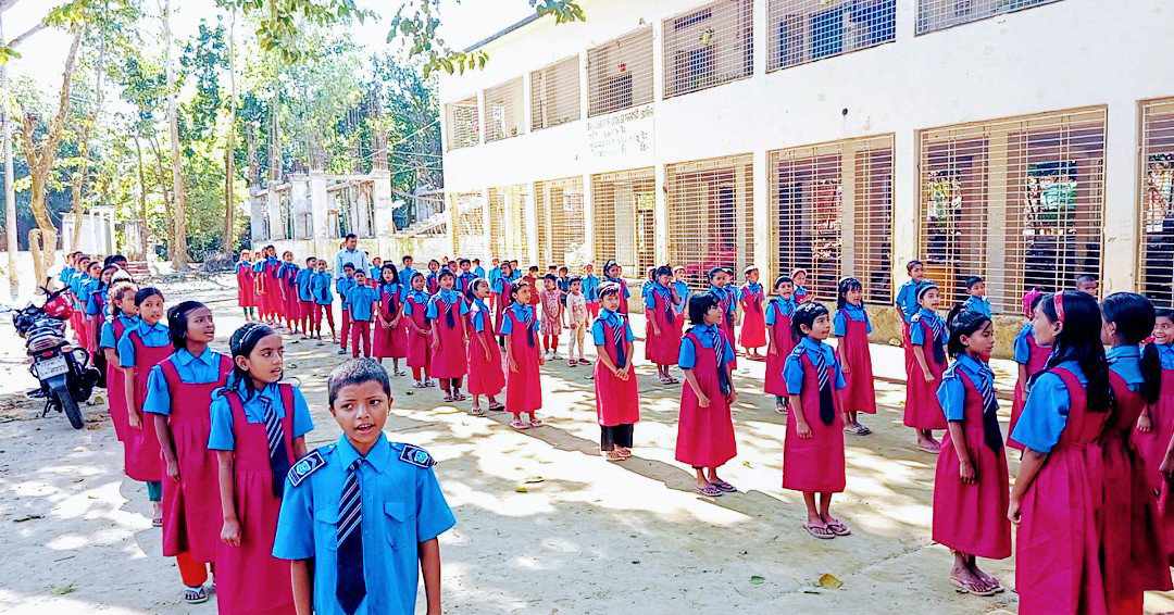 সবুজে ঘেরা দৃষ্টিনন্দন বিদ্যাপিঠ, চকদাতেয়া জামাদারের ভিটা সরকারি প্রাথমিক বিদ্যালয়