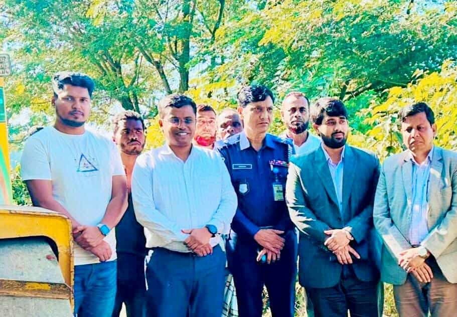 কুলিয়ারচর পৌরসভায় রাস্তার উন্নয়ন কাজের উদ্বোধন করলেন ইউএনও ইয়াসিন খন্দকার