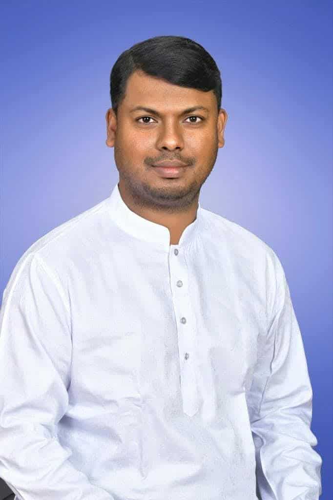 হোমনায় সাবেক উপজেলা ভাইস চেয়ারম্যানের বাড়িতে গুলি চালিয়ে আতঙ্ক সৃষ্টি