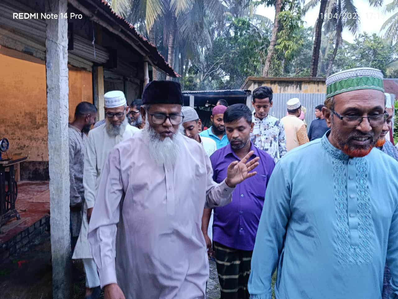নির্বাচনী গণ সংযোগ: মণিরামপুরে জনগণের ভালোবাসায় সাড়া ফেলেছেন জামায়াত প্রার্থী গাজী এনামুল হক