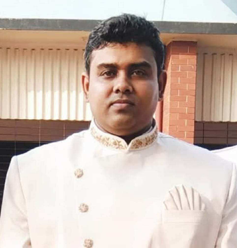 শরীর ম্যাসেজ না দেয়ায় কর্মচারীকে মারধরের অভিযোগ গাজীপুরের জেলা পরিষদের সিইওর বিরুদ্ধে