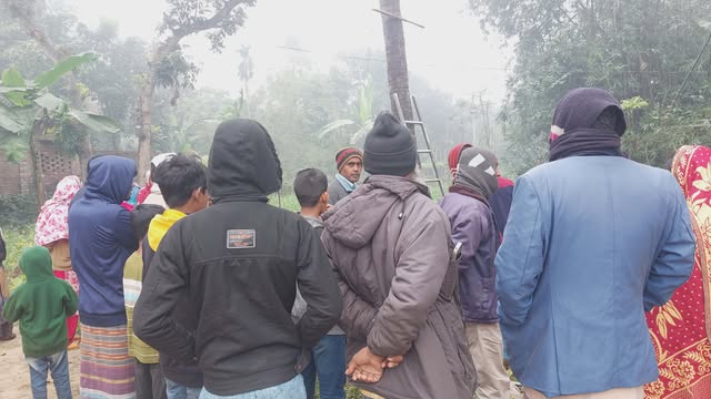 রাণীশংকৈলে নারিকেল গাছ থেকে পড়ে ডাব ব্যবসায়ীর মৃত্যু