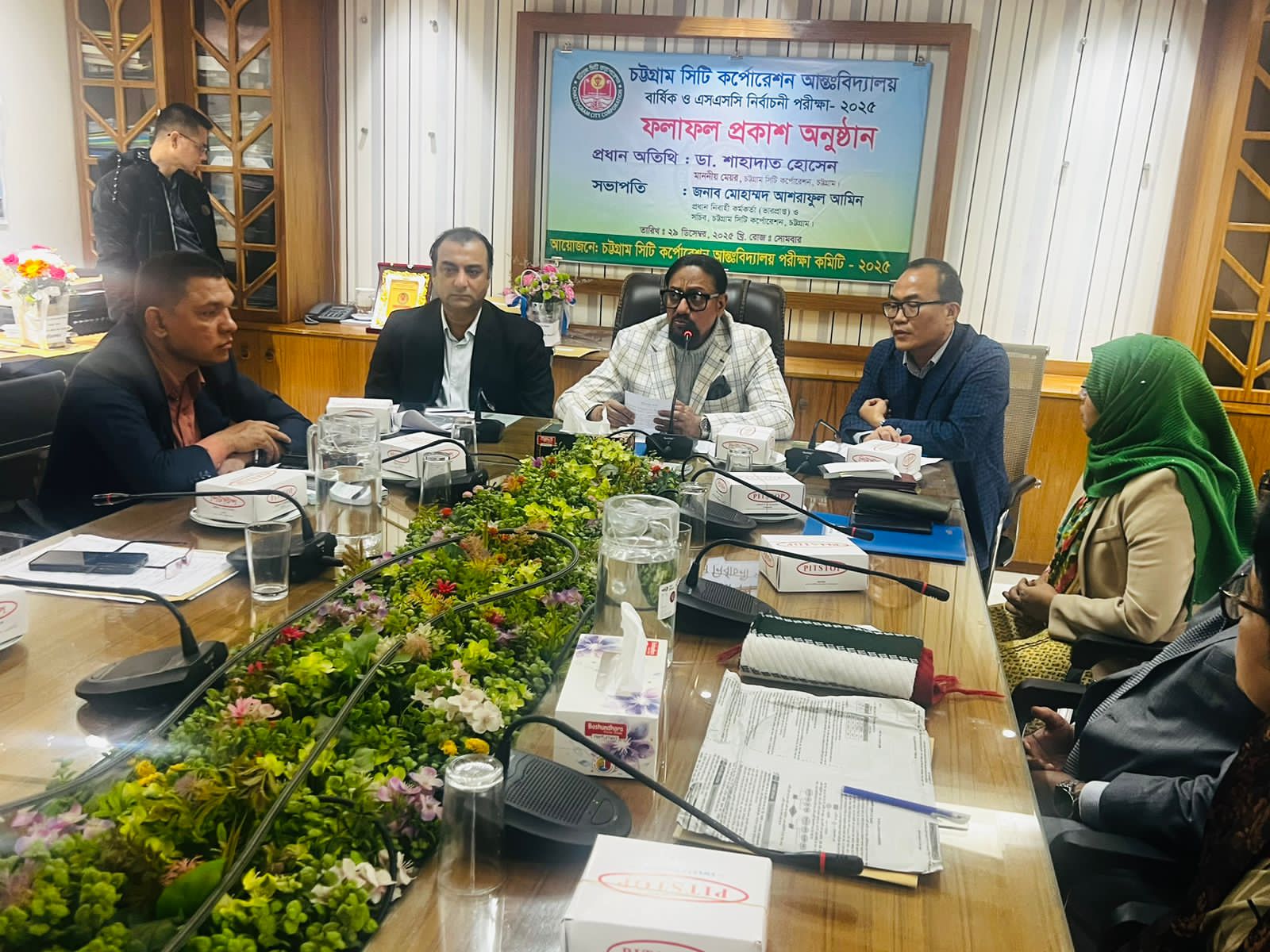 শিক্ষার্থীদের স্কুলে উপস্থিতি নিশ্চিতে শিক্ষকদের ভূমিকা রাখতে হবে:- মেয়র ডা. শাহাদাত