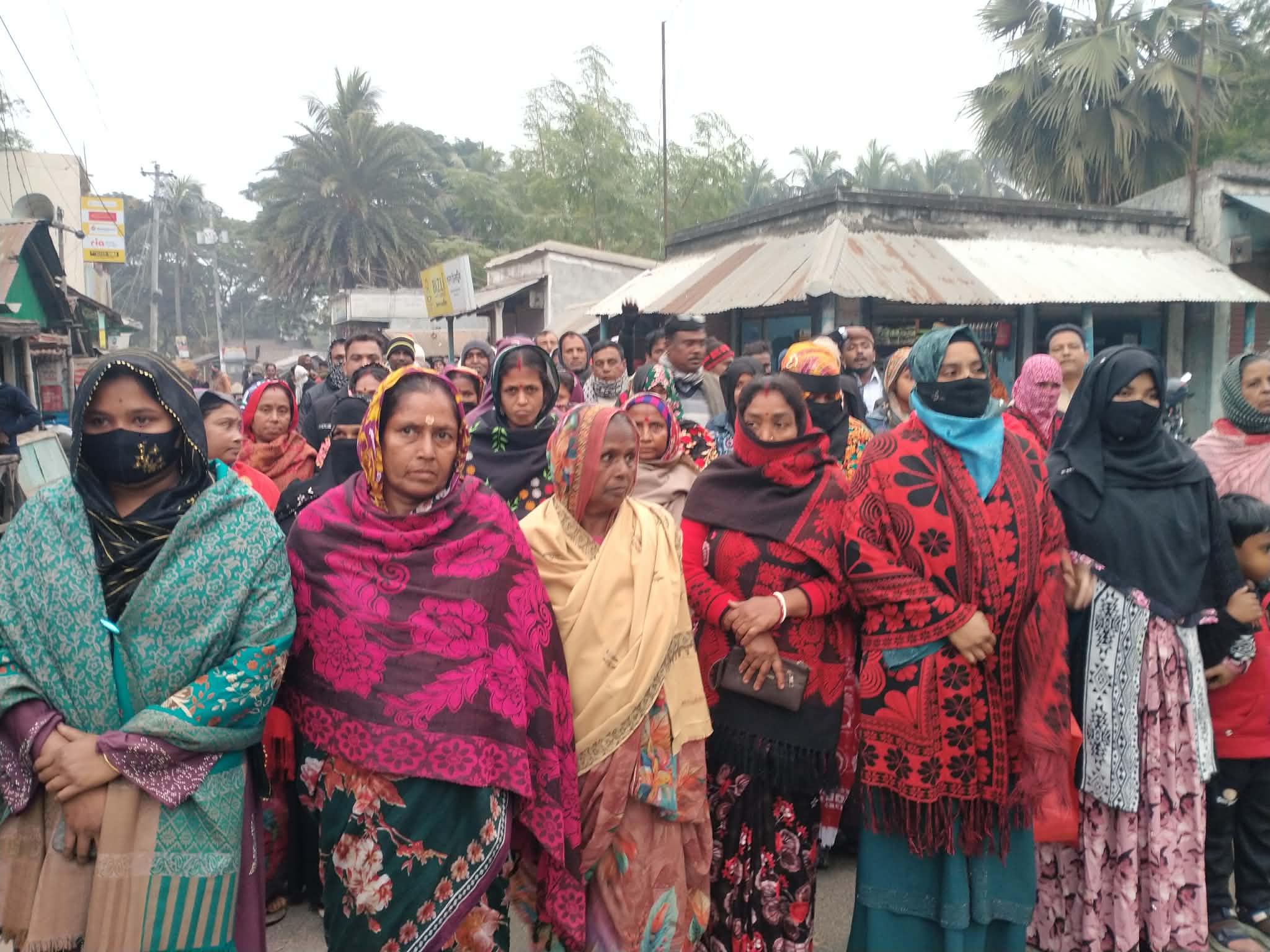 শহিদ মোঃ ইকবাল হোসেনের মনোনয়ন পুনর্বহাল  দাবীতে মনিরামপুরে বিক্ষোভ মিছিল অনুষ্ঠিত