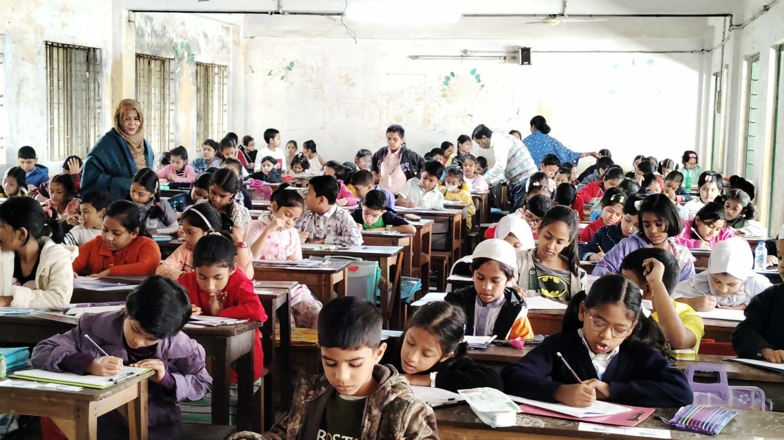 মহানগরে জিনিয়াস মেধাবৃত্তি পরীক্ষা সম্পন্ন