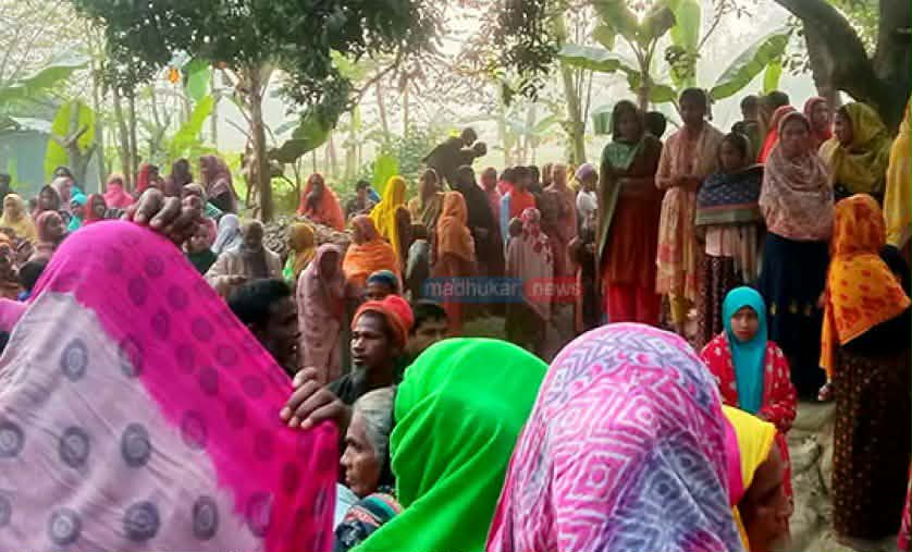 গোবিন্দগঞ্জে গৃহবধূর ঝুলন্ত মরদেহ উদ্ধার