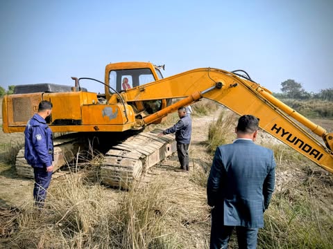 চরভদ্রাসনের ভ্রাম্যমান আদালতে ভেকু বিনষ্ট:  ভেকু মালিক সাংবাদিকদের নামে থানায় মিথ্যা অভিযোগ: :বিএনপি নেতারা ক্ষোভ প্রকাশ