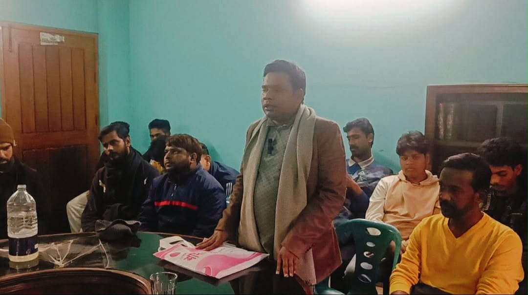 চাঁপাইনবাবগঞ্জ-৩ আসনে হারুন এমপিকে বিপুল ভোটে জয়লাভ করার পক্ষে পৌর ৩নং ওয়ার্ড সেচ্ছাসেবক দলের মতবিনিময় সভা 