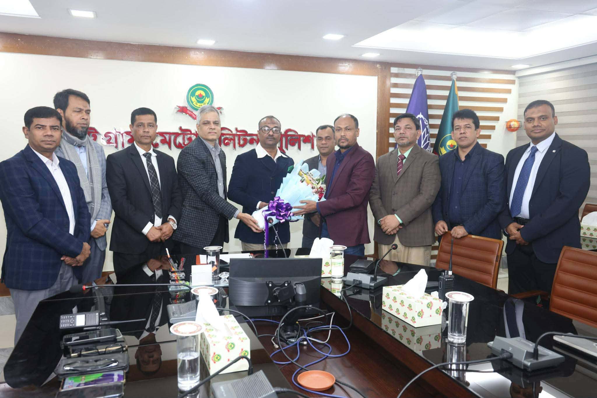 সিএমপি’তে অতিরিক্ত পুলিশ কমিশনার মোঃ হুমায়ুন কবির’র পদোন্নতিজনিত বিদায় সংবর্ধনা অনুষ্ঠিত