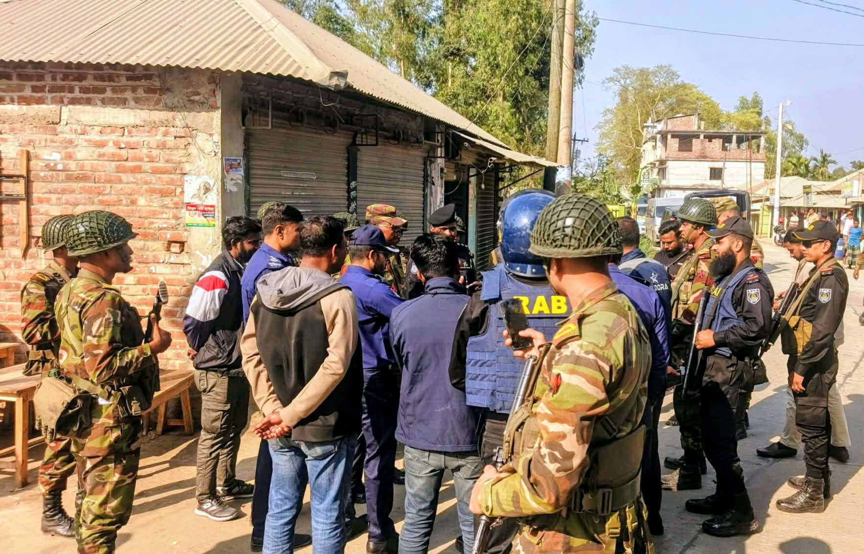 গাইবান্ধায় ককটেল সদৃশ বস্তু উদ্ধার
