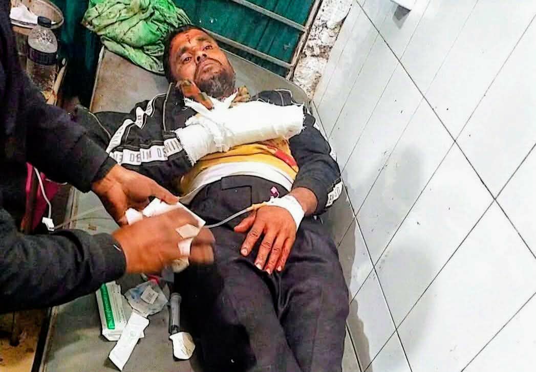 গাইবান্ধায় দুর্বৃত্তের অতর্কিত হামলায় আহত যুবক হাসপাতালে