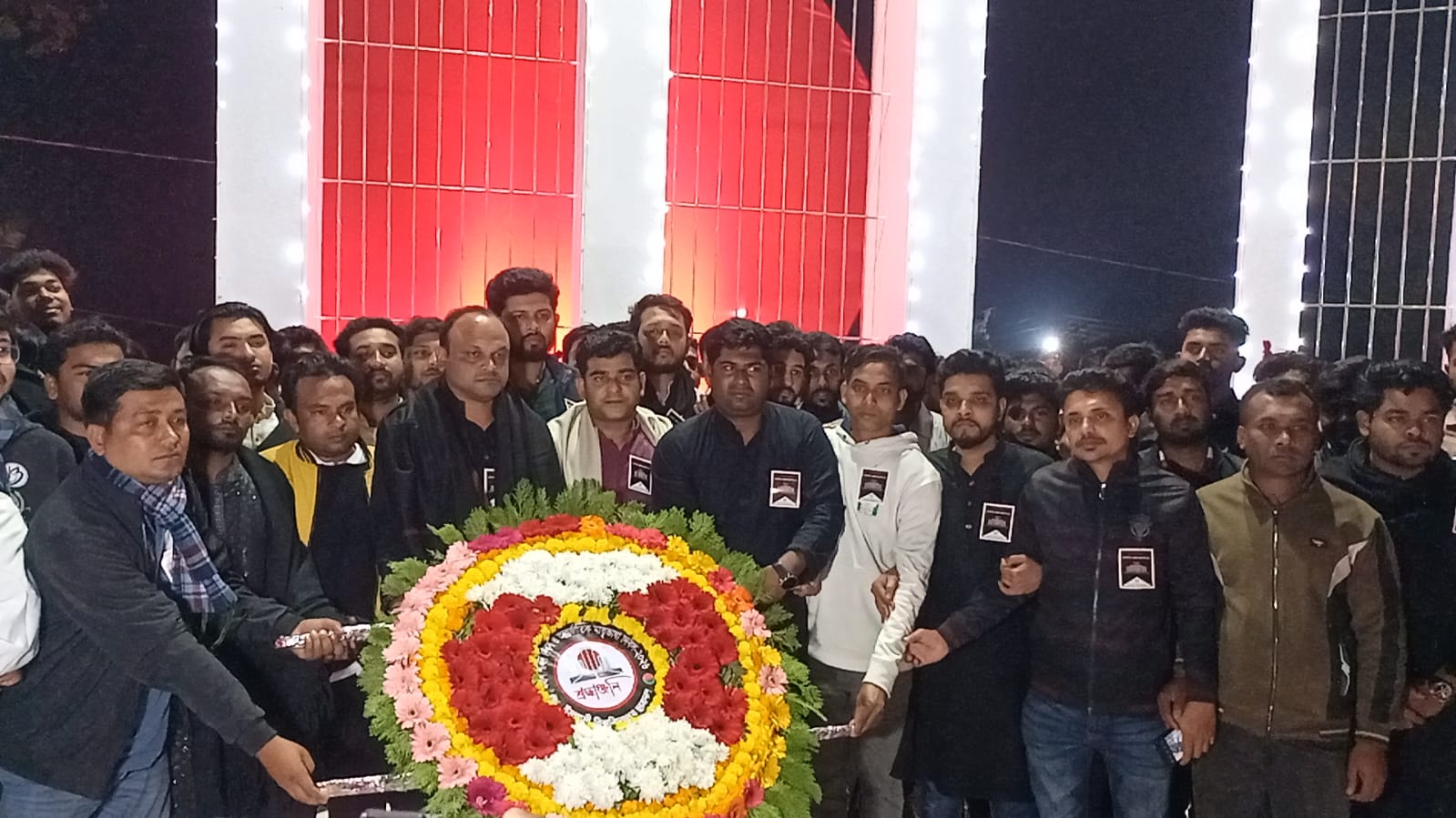 আন্তর্জাতিক মাতৃভাষা দিবস ও মহান ভাষা শহিদ দিবসে শহীদ মিনারে শ্রদ্ধাঞ্জলী নিবেদন করেছে ইসলামী বিশ্ববিদ্যালয় (ইবি) ছাত্রদল