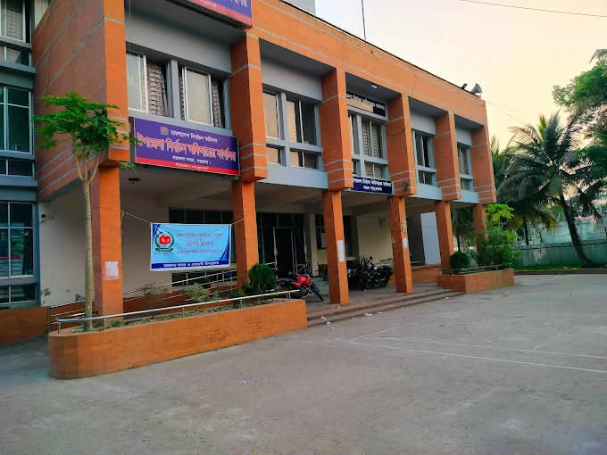 বরগুনা-২ আসনে ৭ জনের জামানত বাজেয়াপ্ত বেতাগী (বরগুনা) প্রতিবেদক